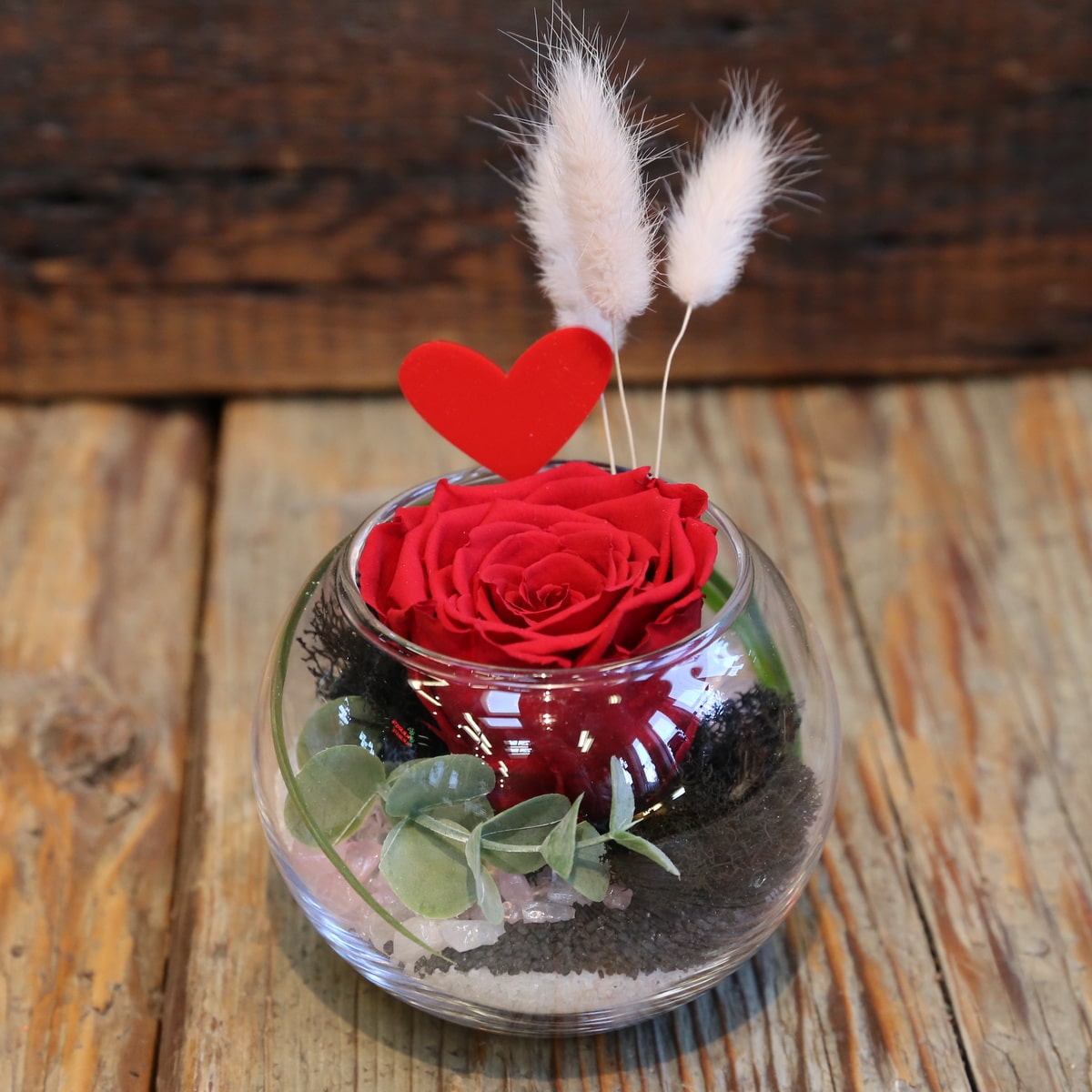 Forever in Love (Red, Standard)